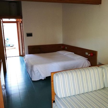 Hotel Kyrie Isole Tremiti San Domino Εξωτερικό φωτογραφία