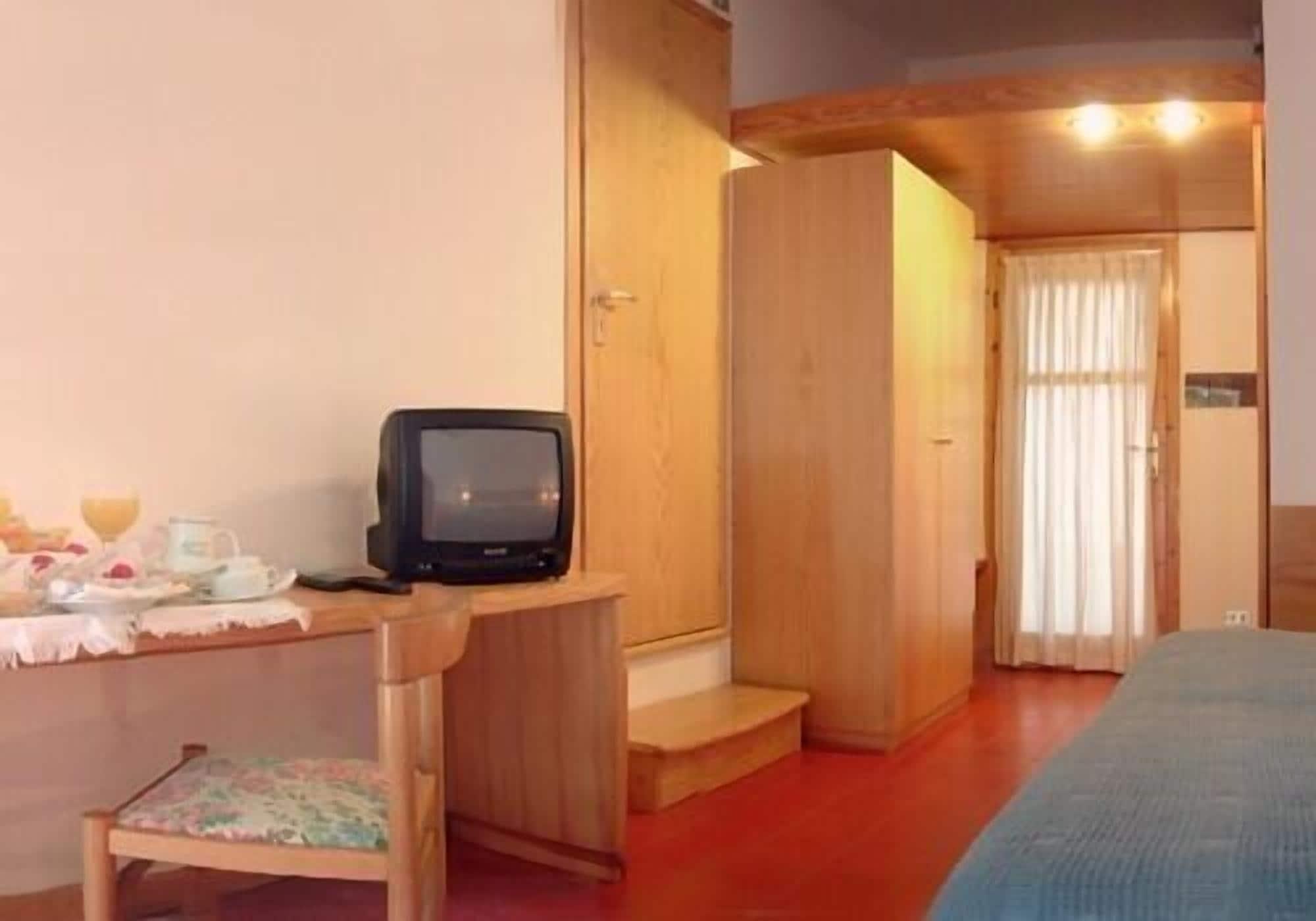 Hotel Kyrie Isole Tremiti San Domino Εξωτερικό φωτογραφία