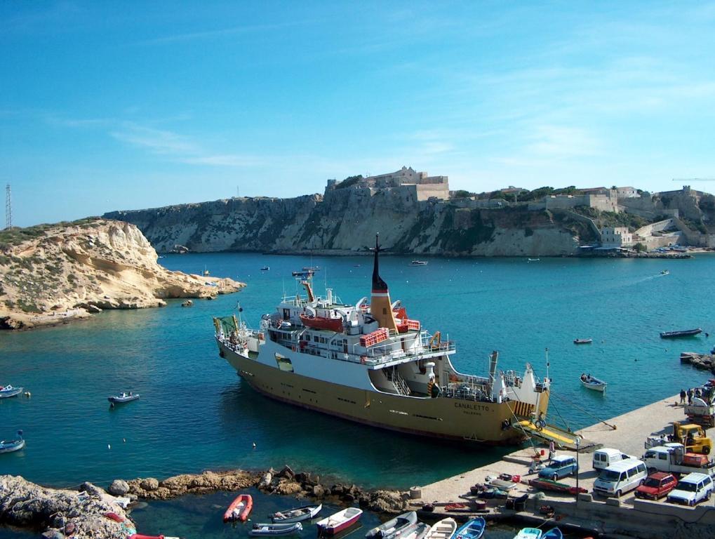 Hotel Kyrie Isole Tremiti San Domino Εξωτερικό φωτογραφία
