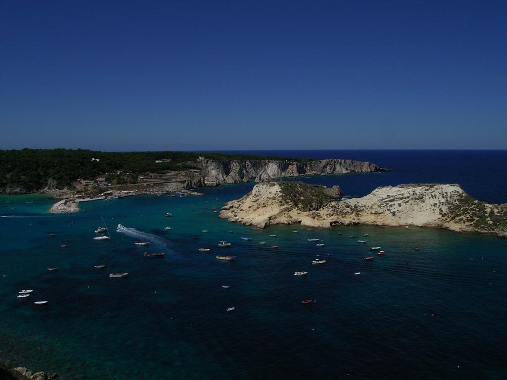 Hotel Kyrie Isole Tremiti San Domino Εξωτερικό φωτογραφία